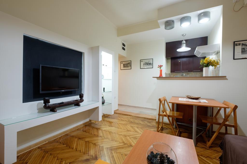 M&M Downtown Apartment Belgrade Room photo
